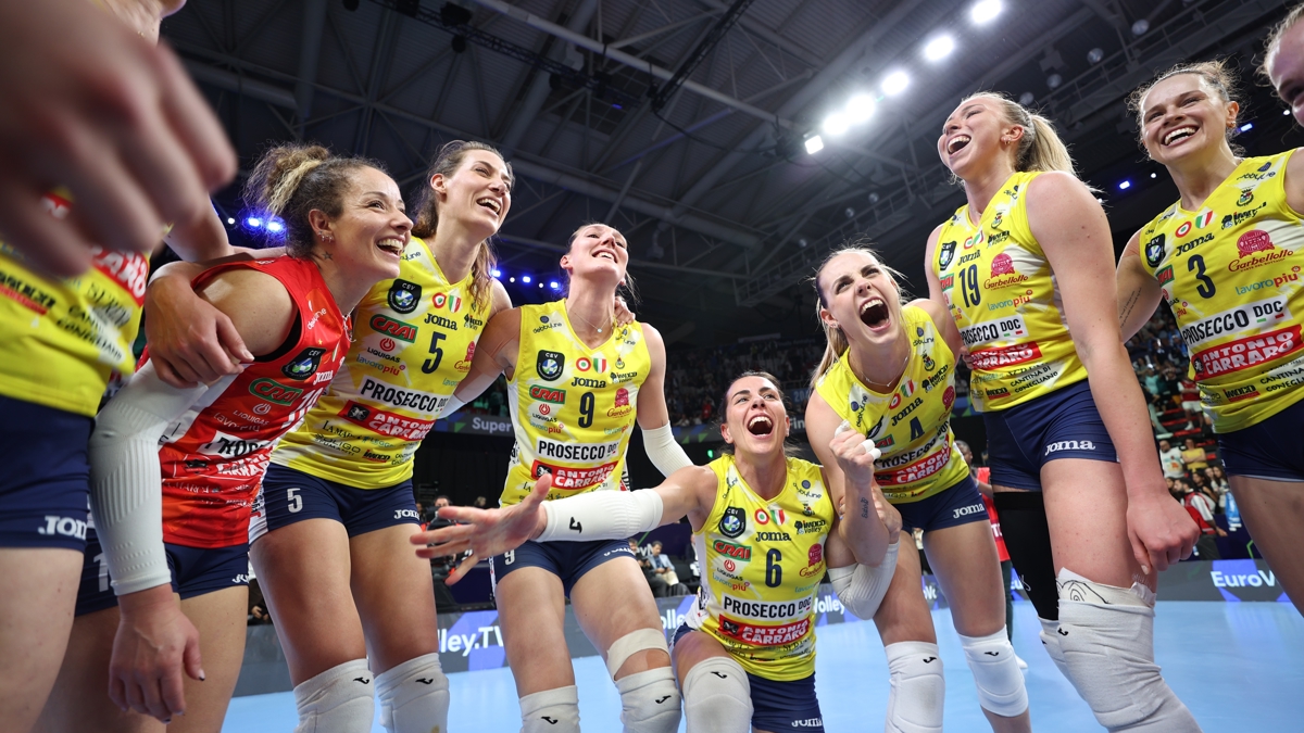 CEV Kad�nlar �ampiyonlar Ligi S�per Finali'nde �ampiyon Carraro Imoco