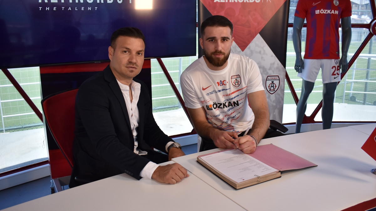 Alt�nordu'nun yeni y�ld�z� Ali ��rak 