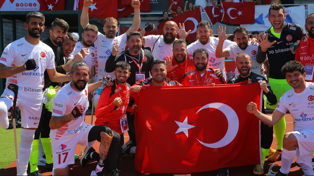 Ampute Futbol Milli Tak�m�m�, yar� finalde!