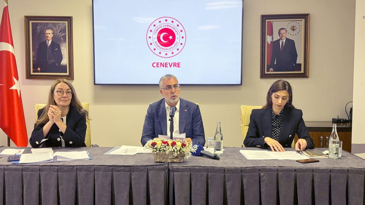 Bakan I��khan: Vatanda�lar�m�z�n zaman ve maddi a��dan tasarrufu en �nemli g�ndemimiz