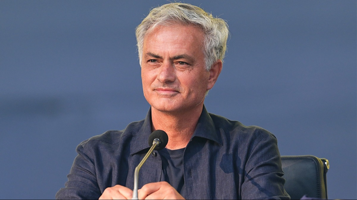 Gelir gelmez Fenerbah�e'de d�mene ge�ti! ��te Jose Mourinho'nun ilk icraat�