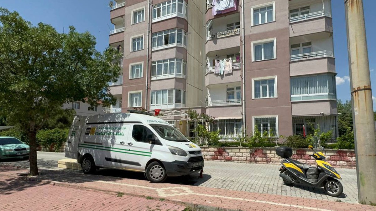 �ki k�z karde�in 4 saat arayla �l� bulunmas�n�n ayr�nt�lar� ortaya ��kt�!