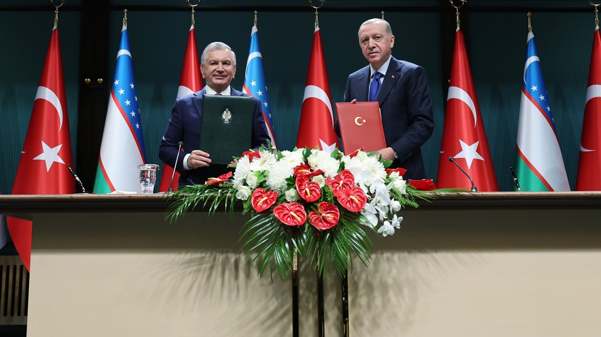 T�rkiye-�zbekistan ortakl���: �ki �lke aras�nda 18 anla�ma imzaland�