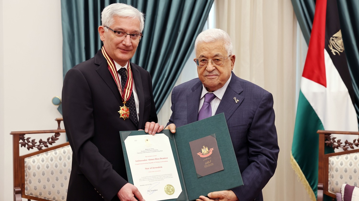 T�rkiye'nin Kud�s Ba�konsolosu, Mahmud Abbas'� ziyaret etti