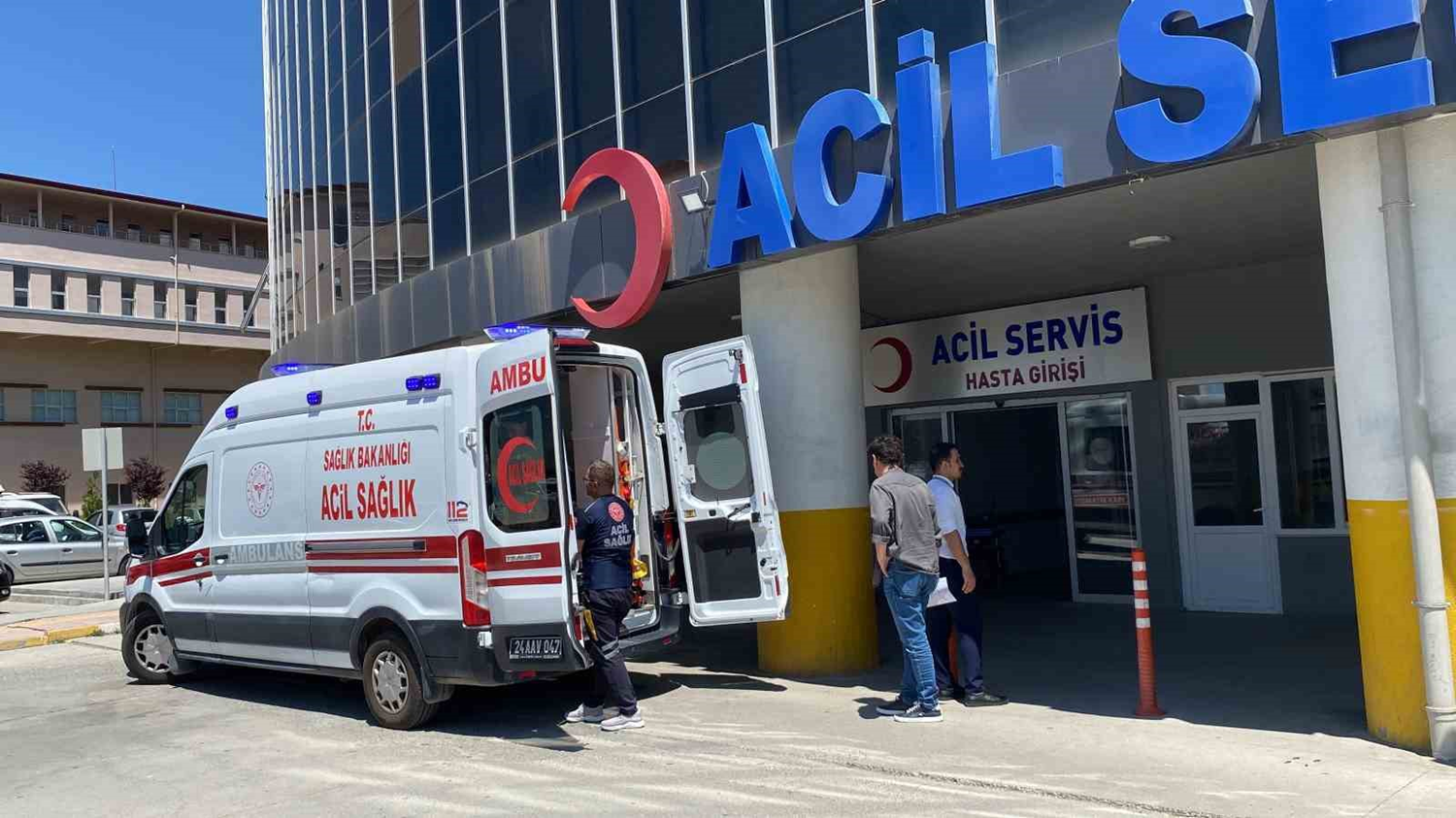 Acemi kasaplar ko�arak hastanenin yolunu tuttu