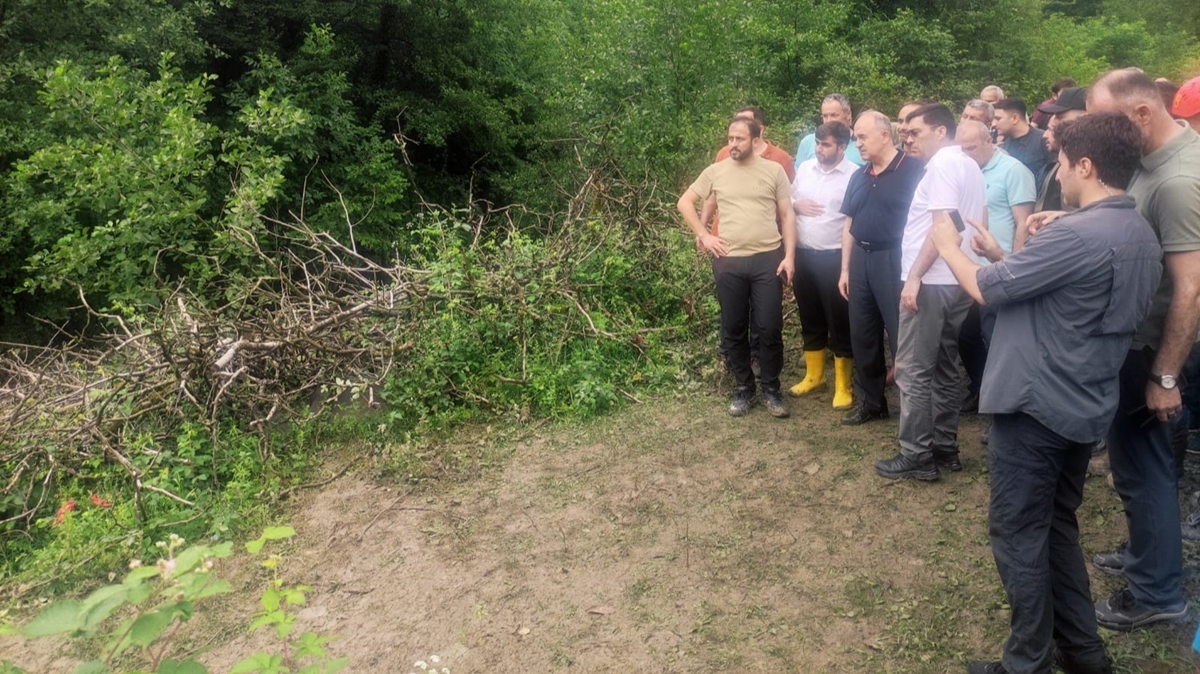 Ya�l� kad�n sele kap�ld�! Cans�z bedeni 2 km �tede bulundu