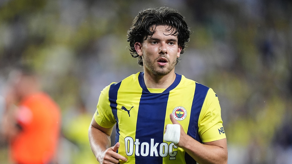 Ferdi Kad�o�lu rekorla gidiyor! Milli y�ld�z i�in ayr�l�k vakti