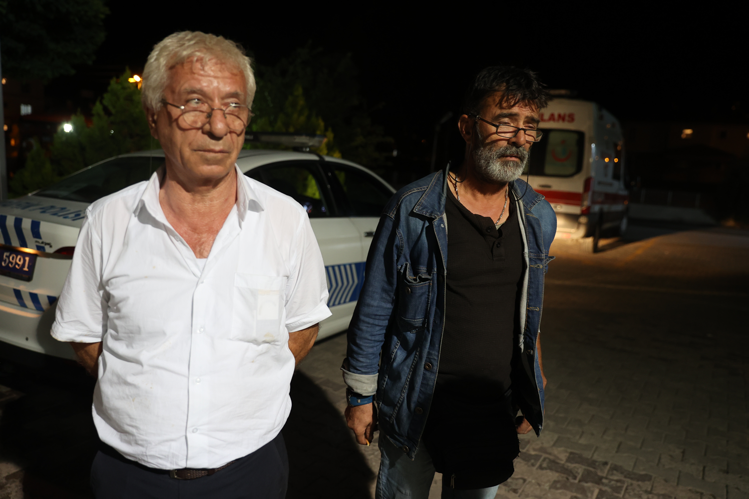 Otob�s�n devrilmesiyle yaralanan yolcu: Hayat�m�z� kurtaran �of�rd�r