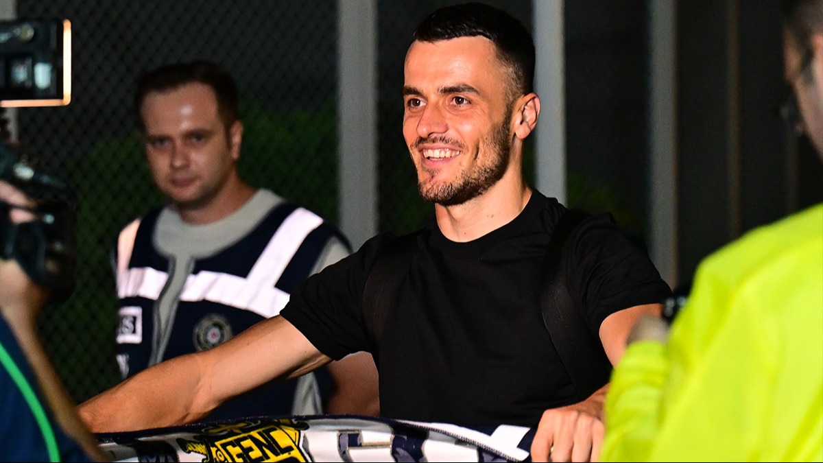 Transferde ters k��e! Filip Kostic, Fenerbah�e'de