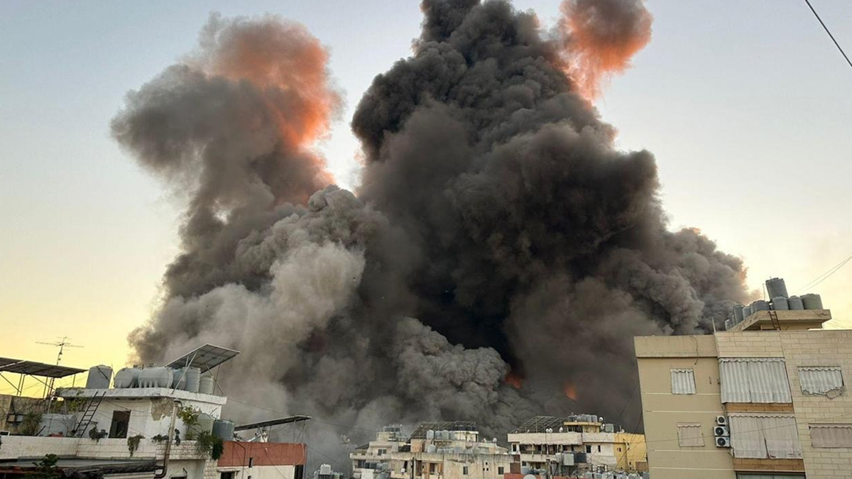 �srail Beyrut'ta Hizbullah karargah�n� vurdu: Hedefte Nasrallah var