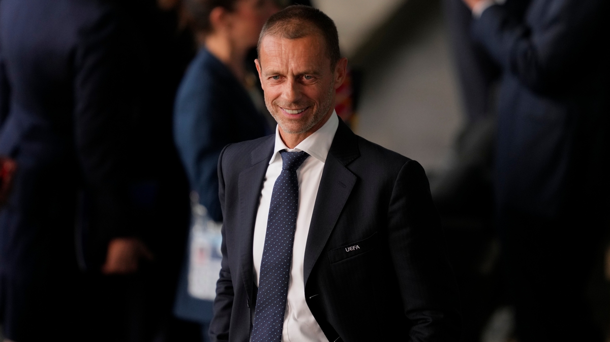 Aleksander Ceferin'den fikst�r a��klamas�: �ikayet edenler sadece b�y�k tak�mlar