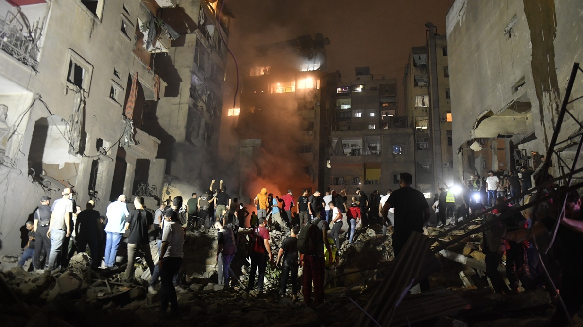 �ok say�da �l� ve yaral� var! ��galci �srail Beyrut'u bombalad�