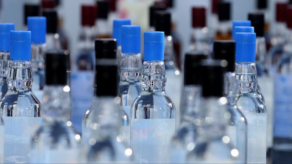 �stanbul'da sahte i�ki 2 can ald�