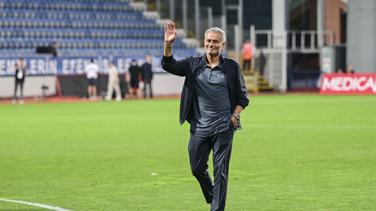 Jose Mourinho'dan Nadal'a veda mesaj�