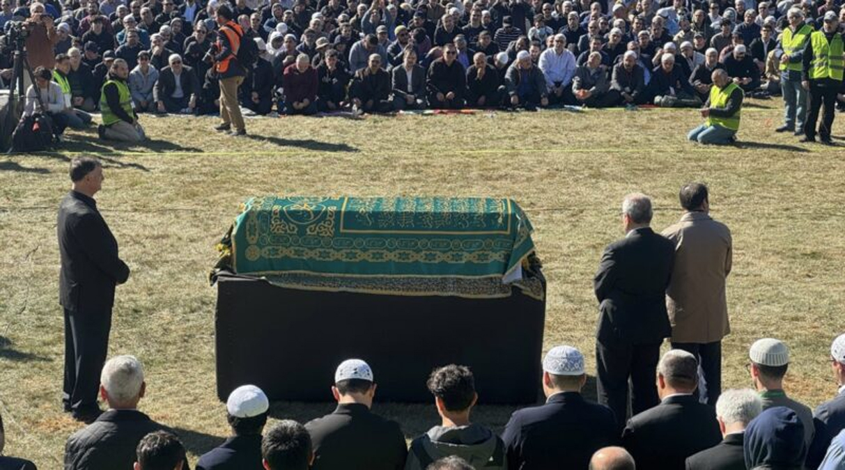 Aum Shinrikyo �rg�t�, G�len'in �l�m� ve Neo-FET�