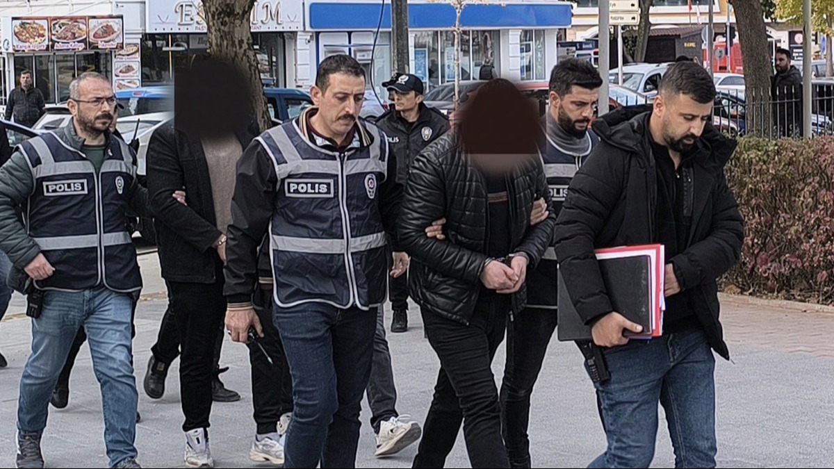 K�r�ehir'de husumetli iki grup aras�nda silahl� kavga: �l� ve yaral� var 