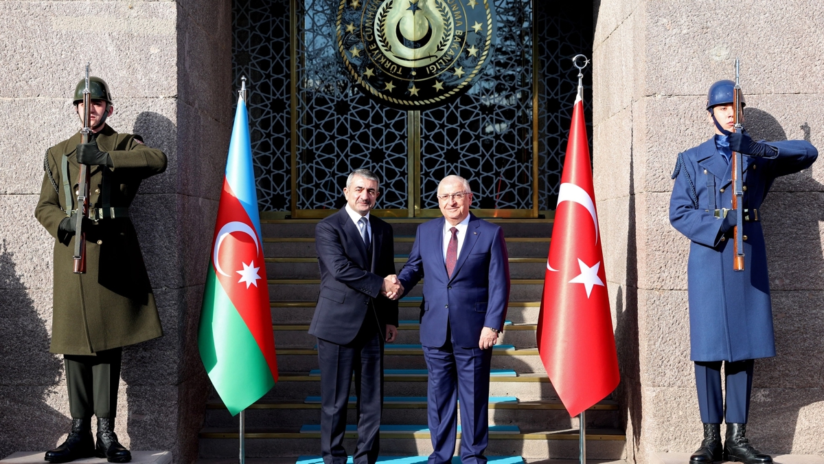 Bakan G�ler, Guliyev'i kabul etti