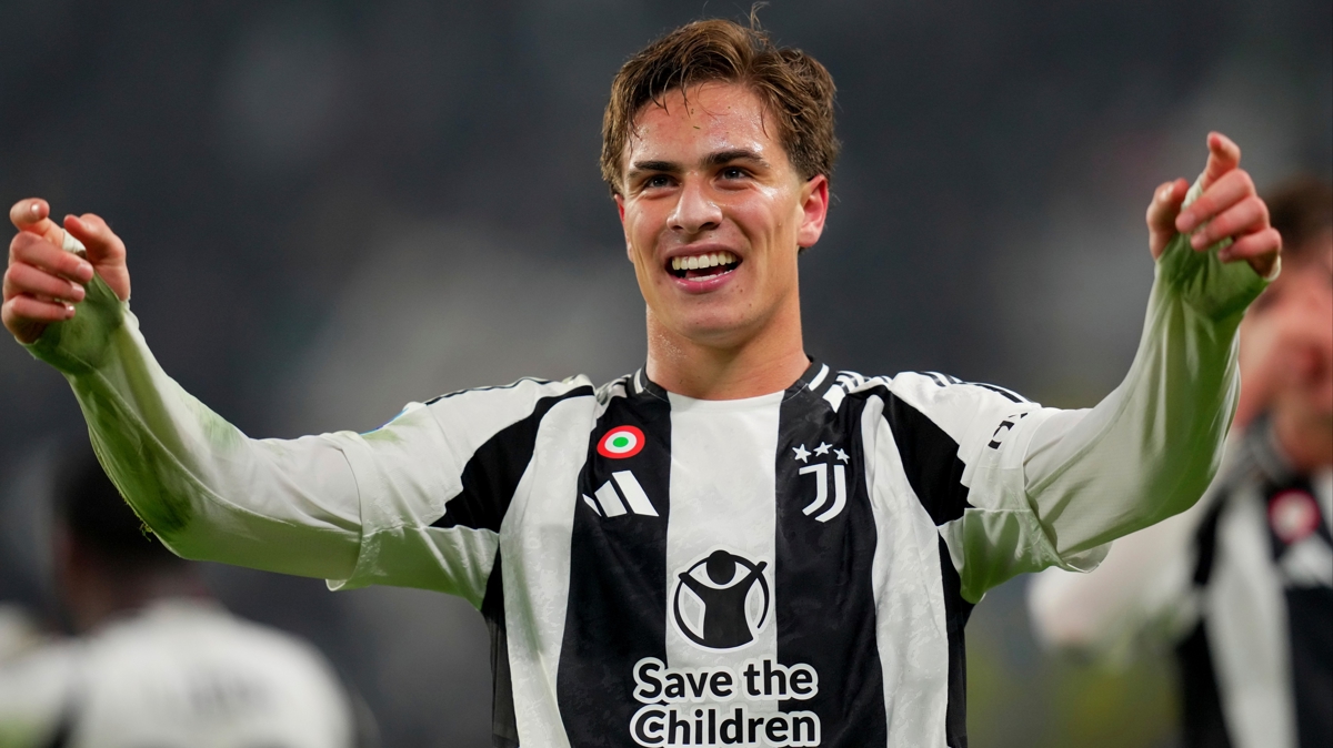 ''Kim bu Kenan Y�ld�z?'' �ngiliz efsane �a�k�na d�nd�! 