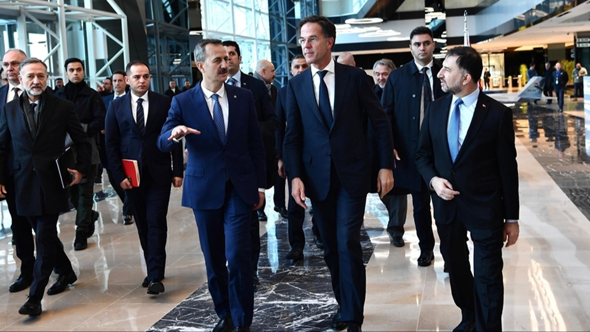 NATO Genel Sekreteri Rutte: TUSA�'� ziyaret ettim ve sa�lad�klar� yetenekleri g�rd�m