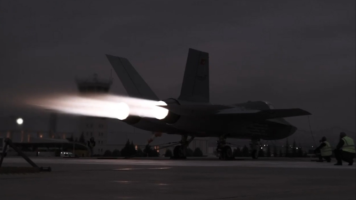 TUSA�'tan heyecanland�ran payla��m: Yine yeniden KAAN